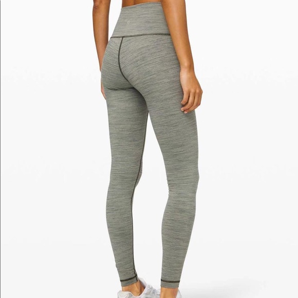 lululemon athletica Pants - New with Tag Lululemon Wunder Under HR Tight Size6